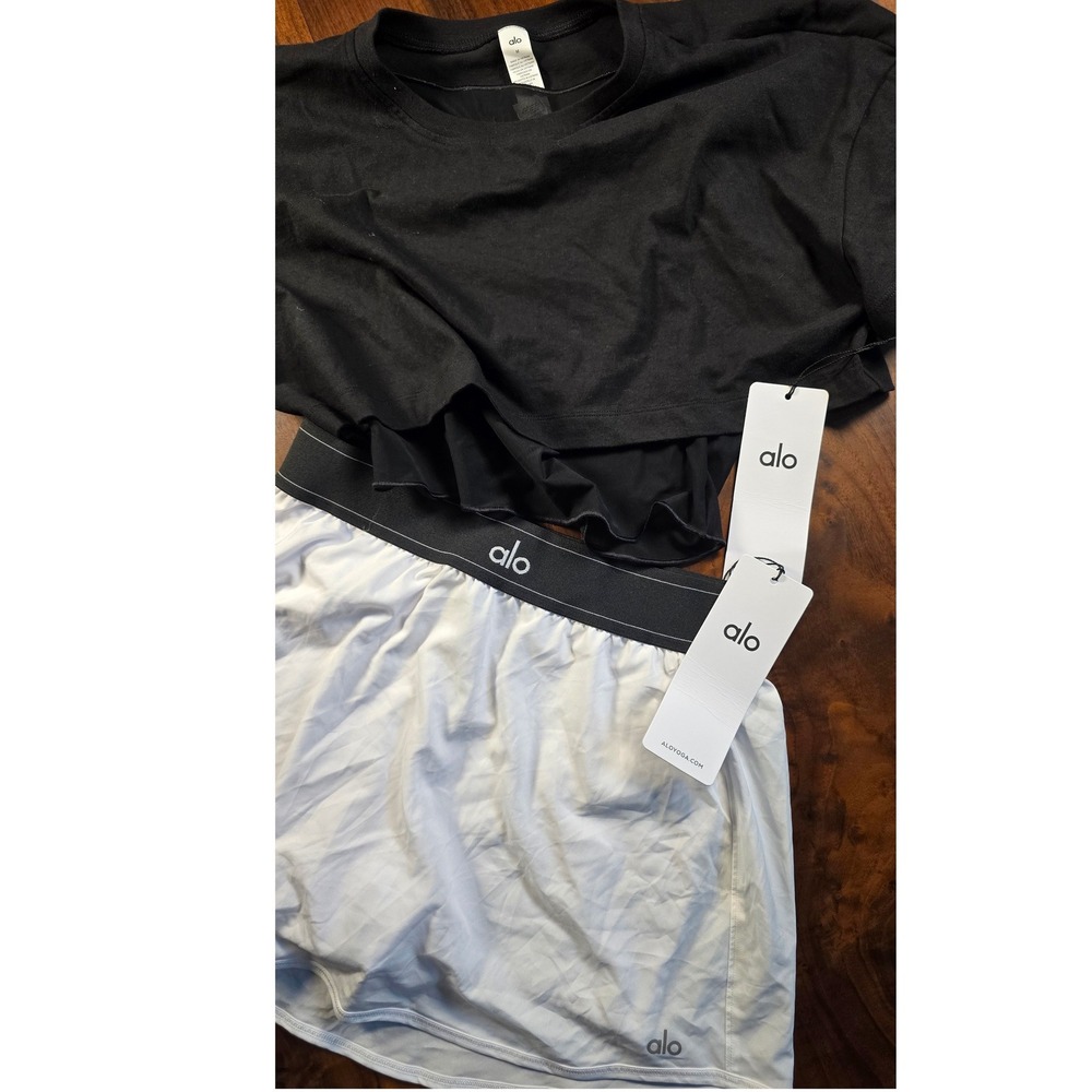 Alo Yoga Match Point Tennis Skirt White and Black Crop Top Set Athletic